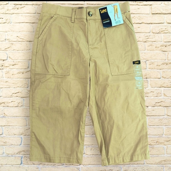 NWT LEE Skimmer Pants/Shorts/Capris Size 8 - Settler Tan - Picture 1 of 5